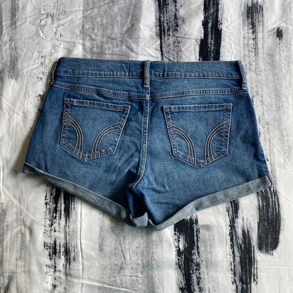 Hollister Low Rise Midi Short - Light Med Ripped - Picture 2 of 8